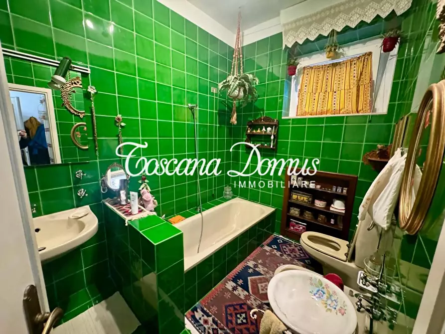 Immagine 26 di Appartamento in vendita  a Siena