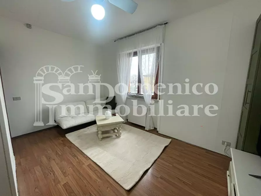 Immagine 3 di Villa in vendita  a Pisa