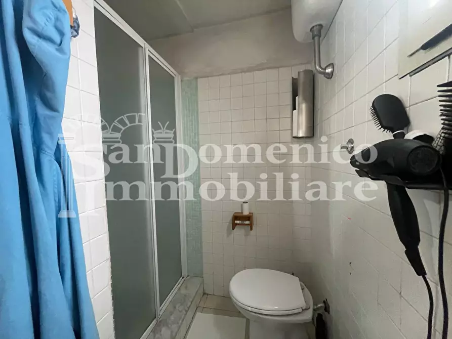 Immagine 12 di Villa in vendita  a Pisa