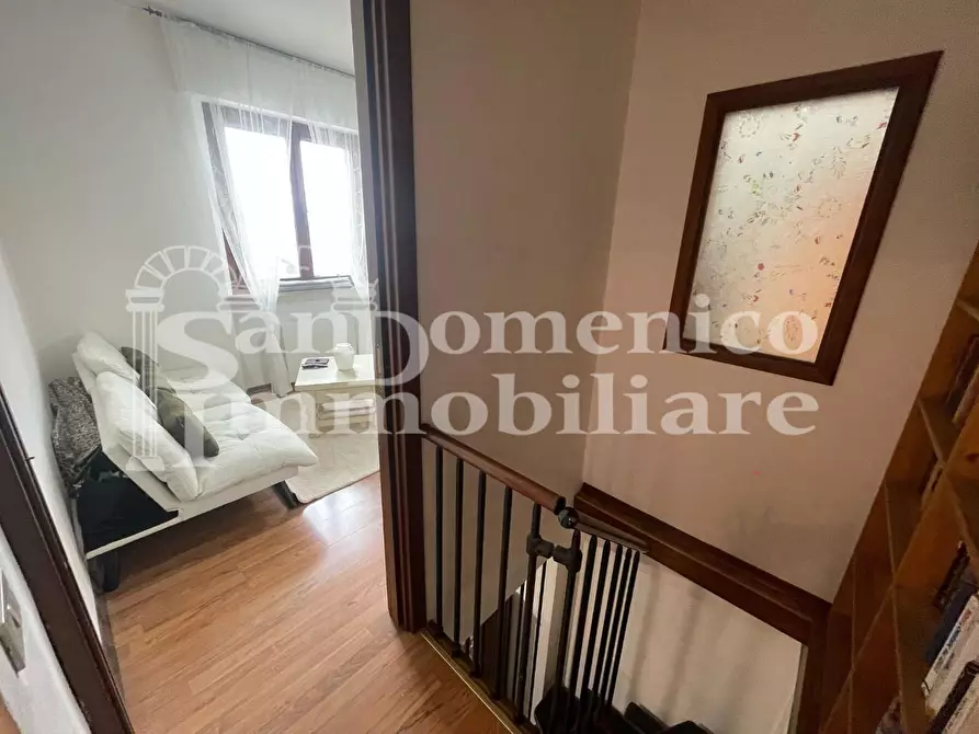 Immagine 4 di Villa in vendita  a Pisa