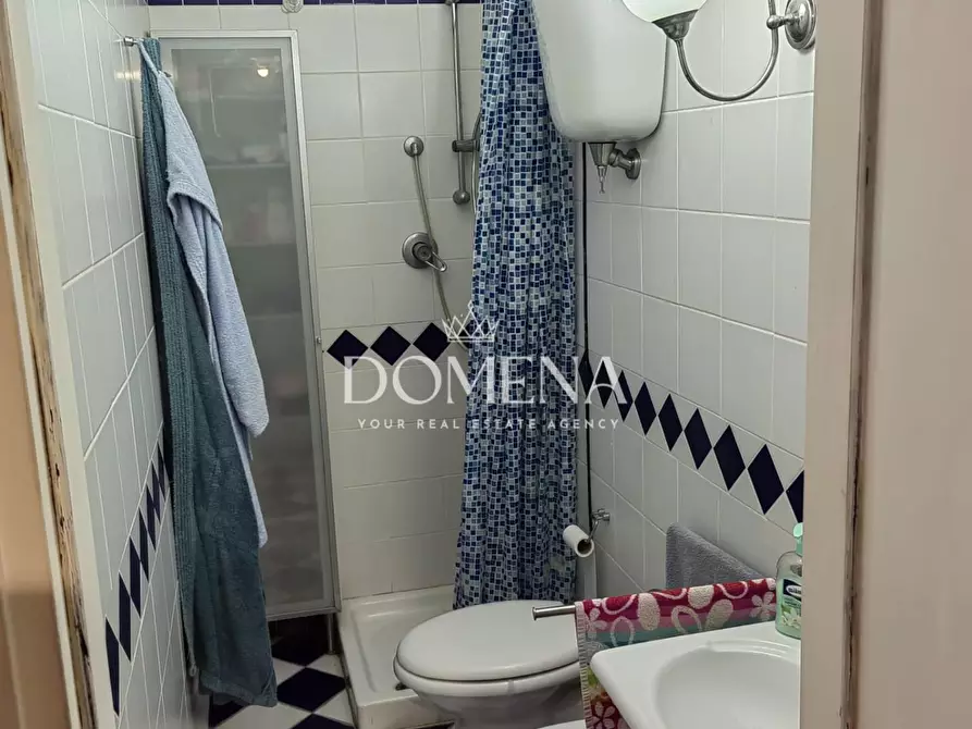 Immagine 10 di Appartamento in vendita  a Siena