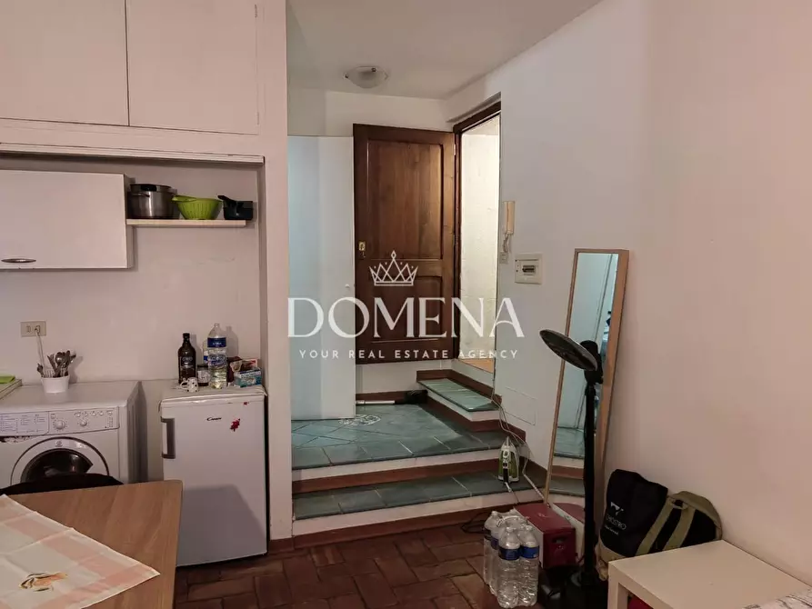 Immagine 5 di Appartamento in vendita  a Siena