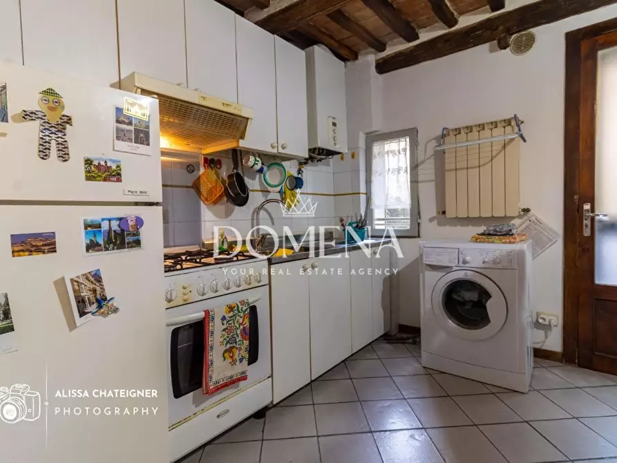 Immagine 4 di Appartamento in vendita  a Siena