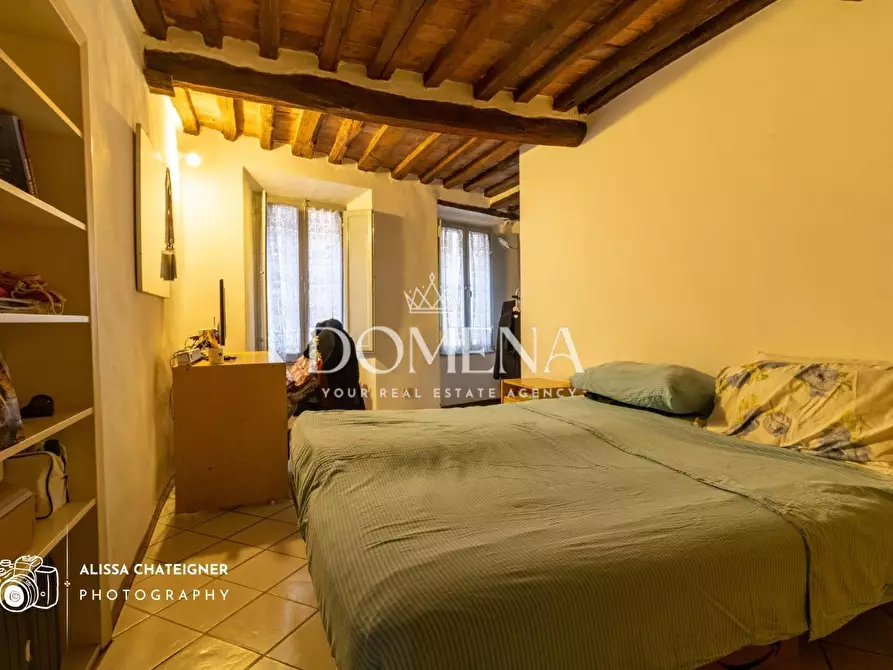 Immagine 12 di Appartamento in vendita  a Siena