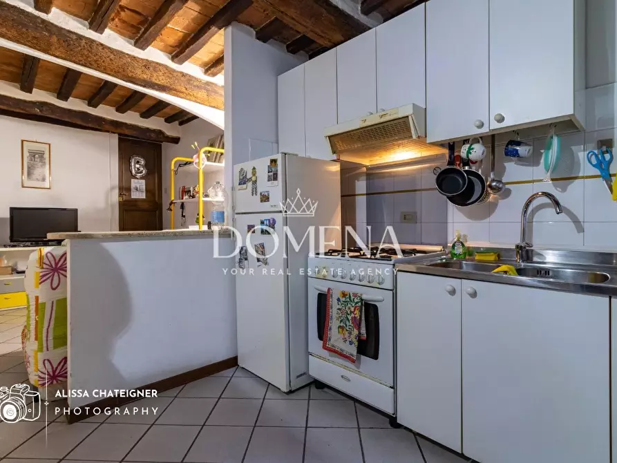 Immagine 5 di Appartamento in vendita  a Siena