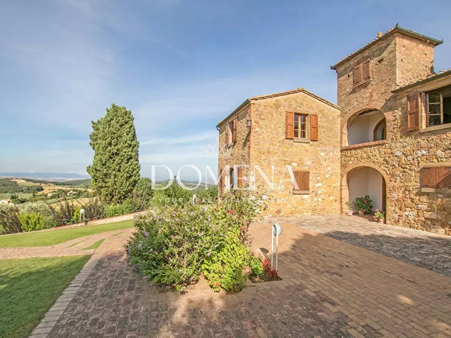 Immagine 11 di Casa colonica in vendita  a Torrita Di Siena