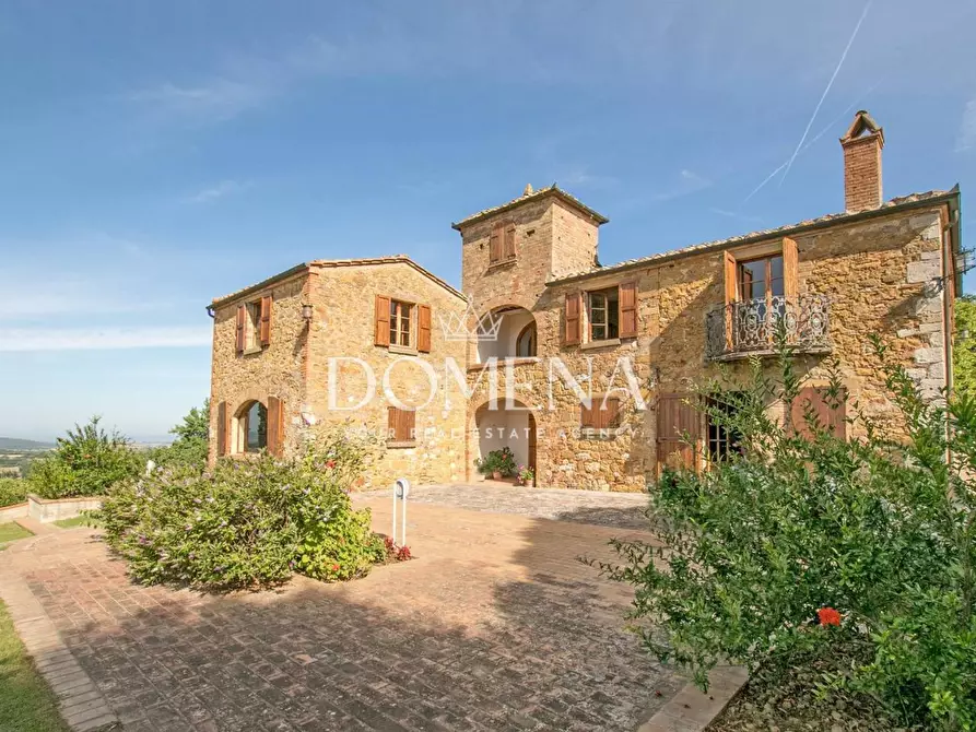 Immagine 10 di Casa colonica in vendita  a Torrita Di Siena