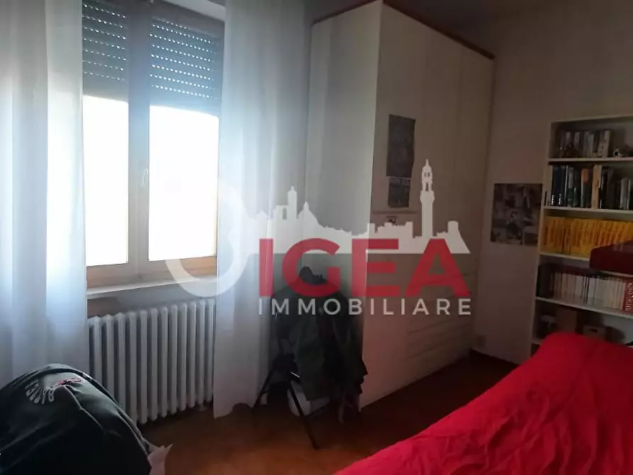 Immagine 13 di Villa in vendita  a Monteriggioni