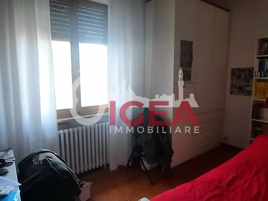 Immagine 12 di Villa in vendita  a Monteriggioni