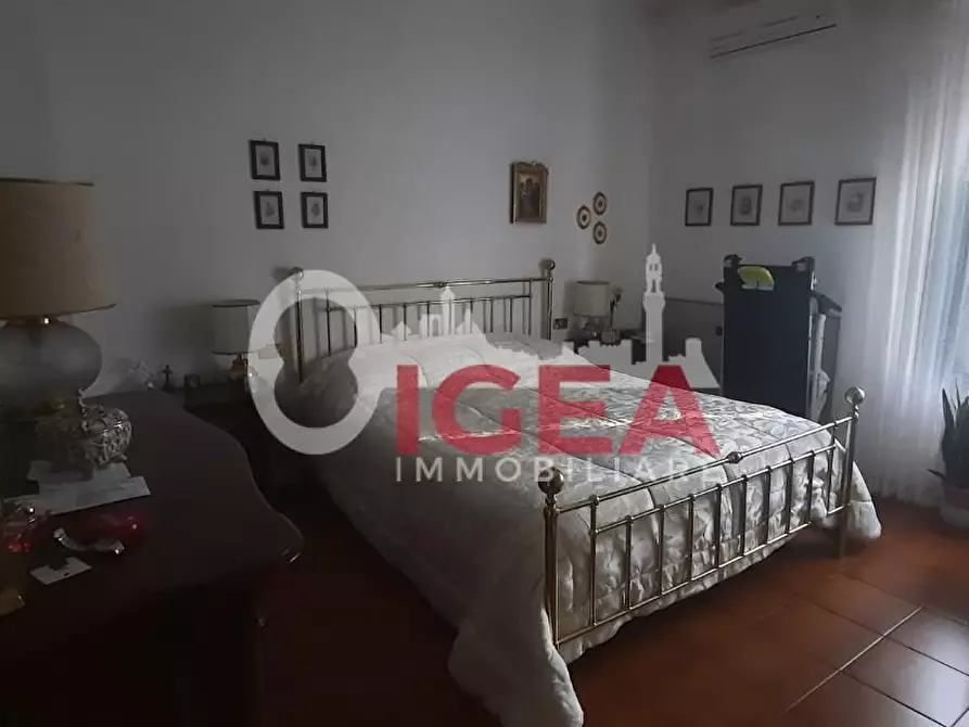 Immagine 16 di Villa in vendita  a Monteriggioni