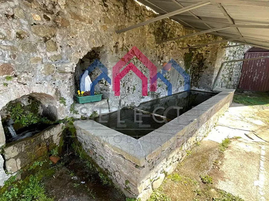 Immagine 3 di Casa semindipendente in vendita  a Bagni Di Lucca
