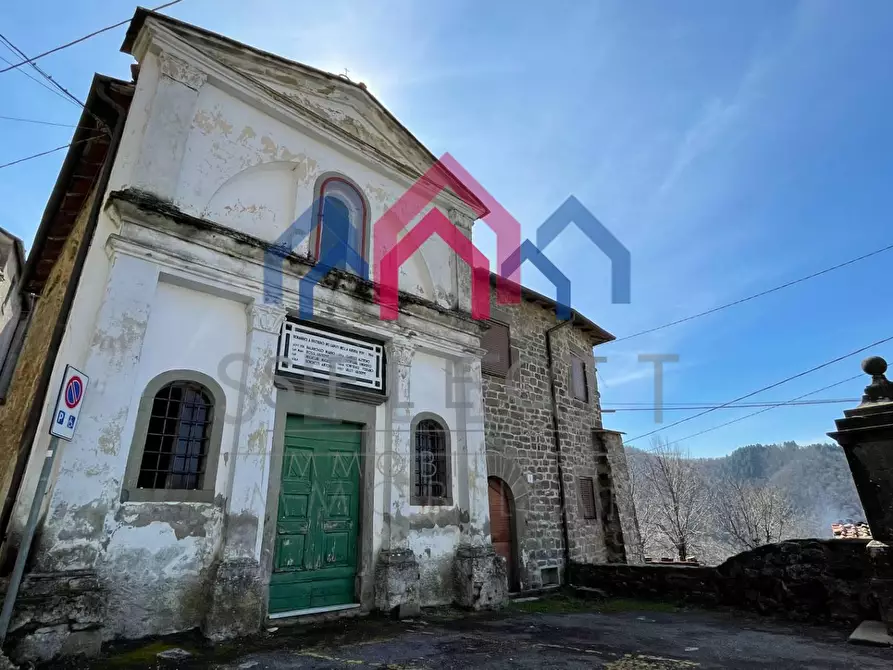 Immagine 4 di Casa semindipendente in vendita  a Bagni Di Lucca