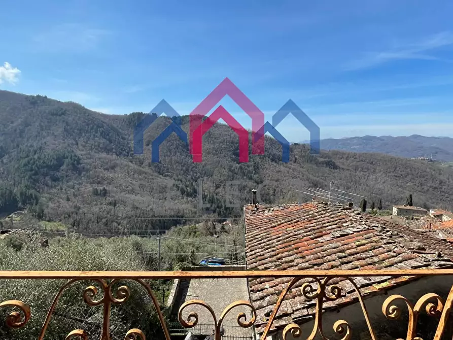 Immagine 47 di Casa semindipendente in vendita  a Bagni Di Lucca
