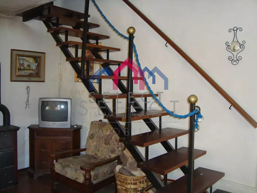 Immagine 13 di Casa semindipendente in vendita  a Bagni Di Lucca