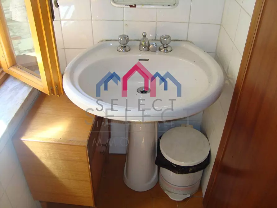 Immagine 24 di Casa semindipendente in vendita  a Bagni Di Lucca