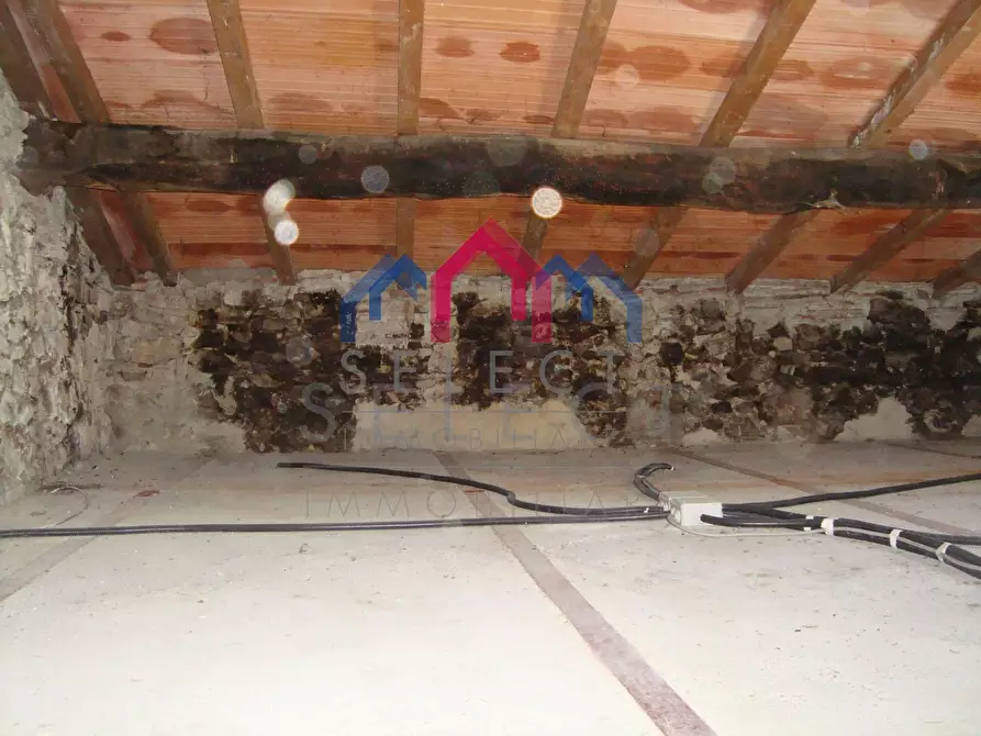 Immagine 25 di Casa semindipendente in vendita  a Bagni Di Lucca