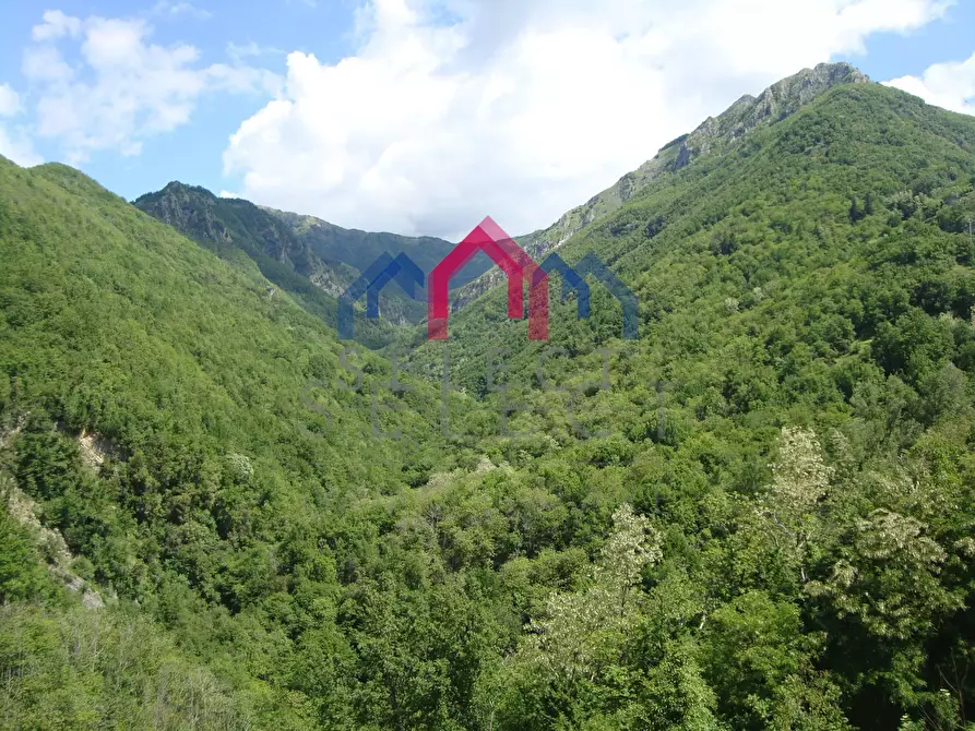 Immagine 30 di Casa semindipendente in vendita  a Bagni Di Lucca