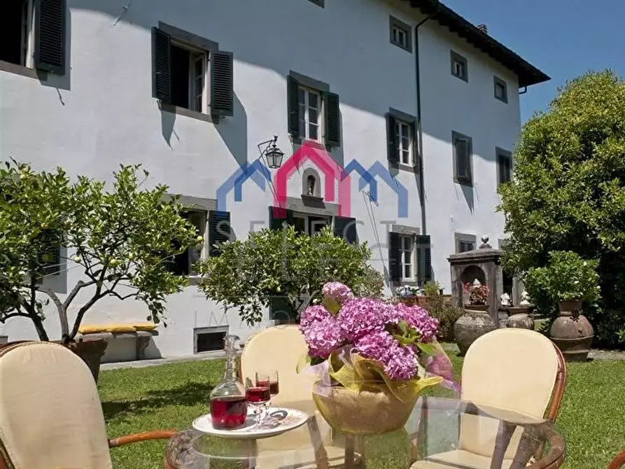 Immagine 5 di Villa in vendita  a Bagni Di Lucca