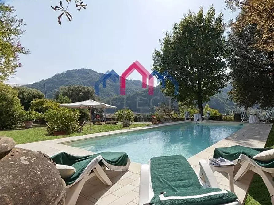 Immagine 10 di Villa in vendita  a Bagni Di Lucca