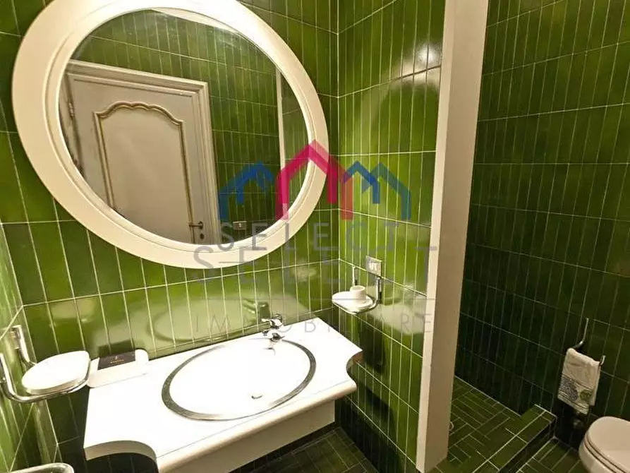 Immagine 42 di Villa in vendita  a Bagni Di Lucca