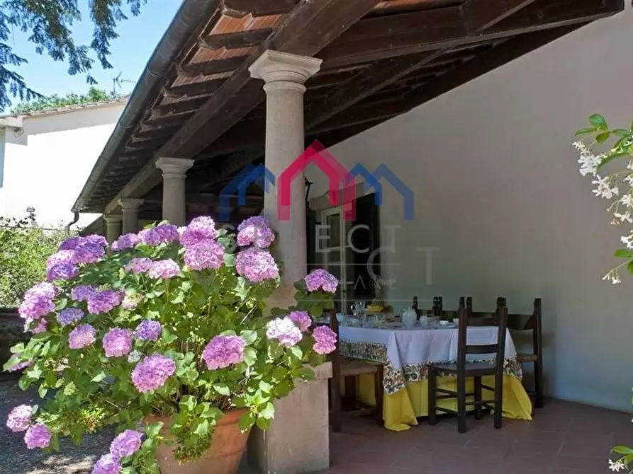 Immagine 15 di Villa in vendita  a Bagni Di Lucca