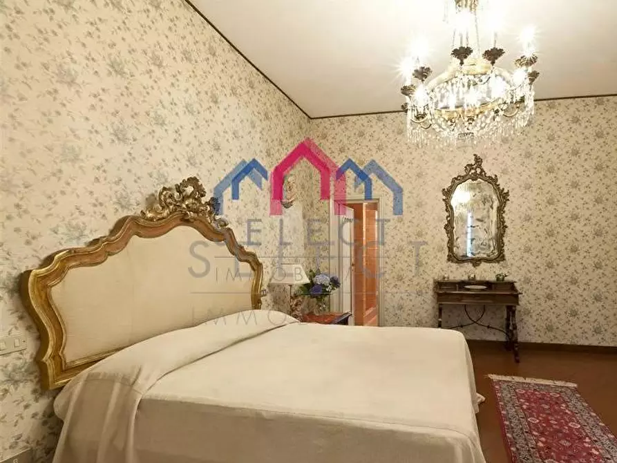 Immagine 34 di Villa in vendita  a Bagni Di Lucca