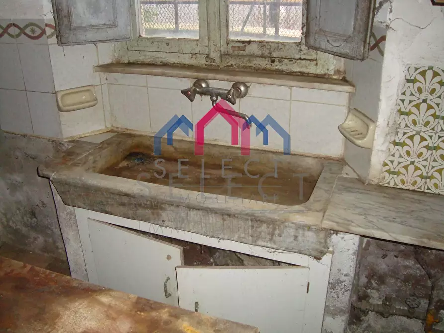 Immagine 3 di Casa semindipendente in vendita  a Bagni Di Lucca