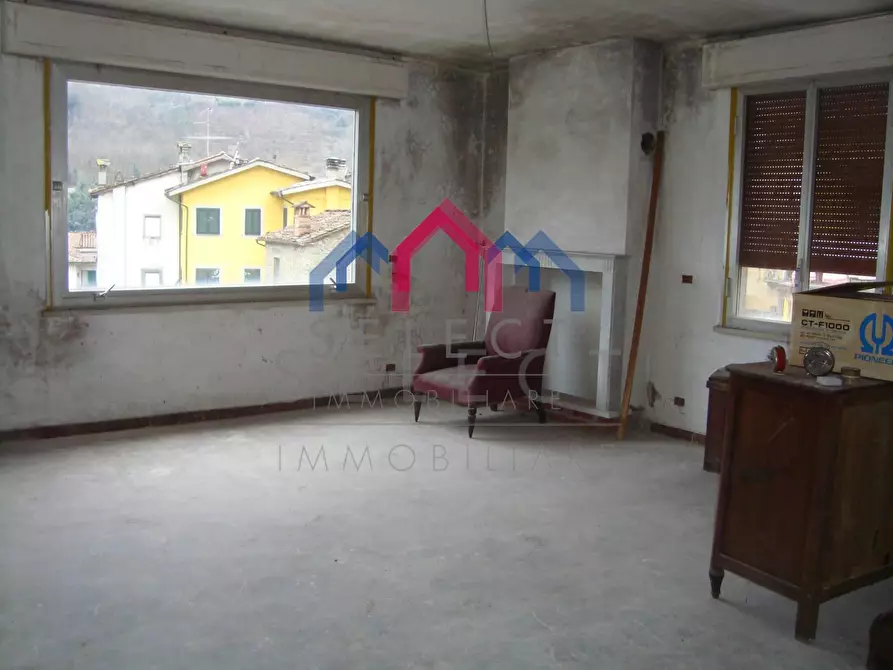Immagine 14 di Casa semindipendente in vendita  a Bagni Di Lucca