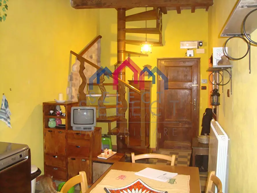 Immagine 3 di Casa semindipendente in vendita  a Coreglia Antelminelli