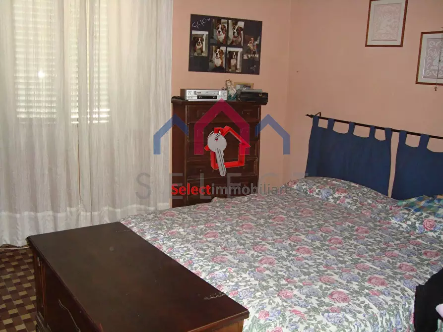 Immagine 21 di Casa semindipendente in vendita  a Borgo A Mozzano