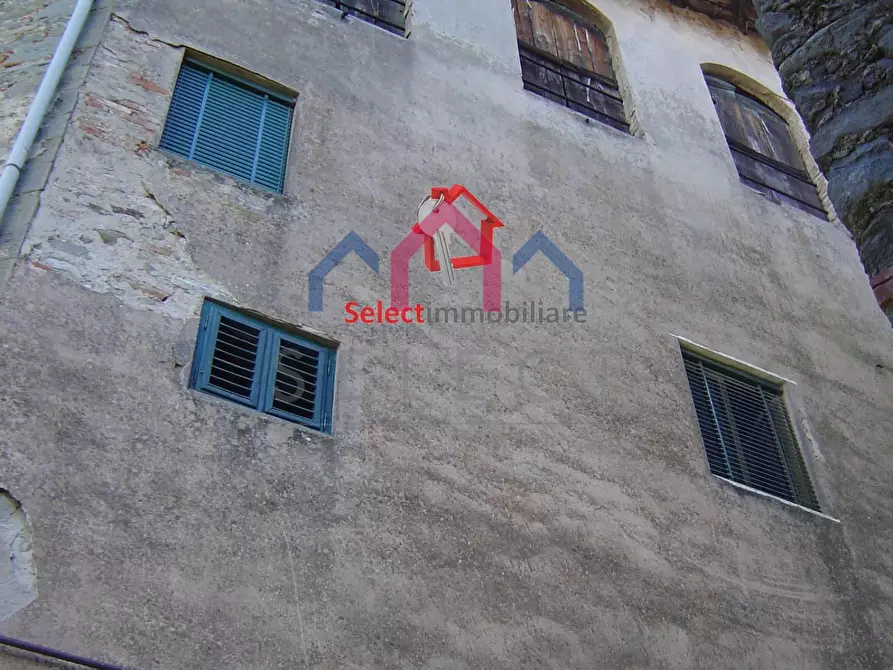 Immagine 14 di Casa semindipendente in vendita  a Borgo A Mozzano