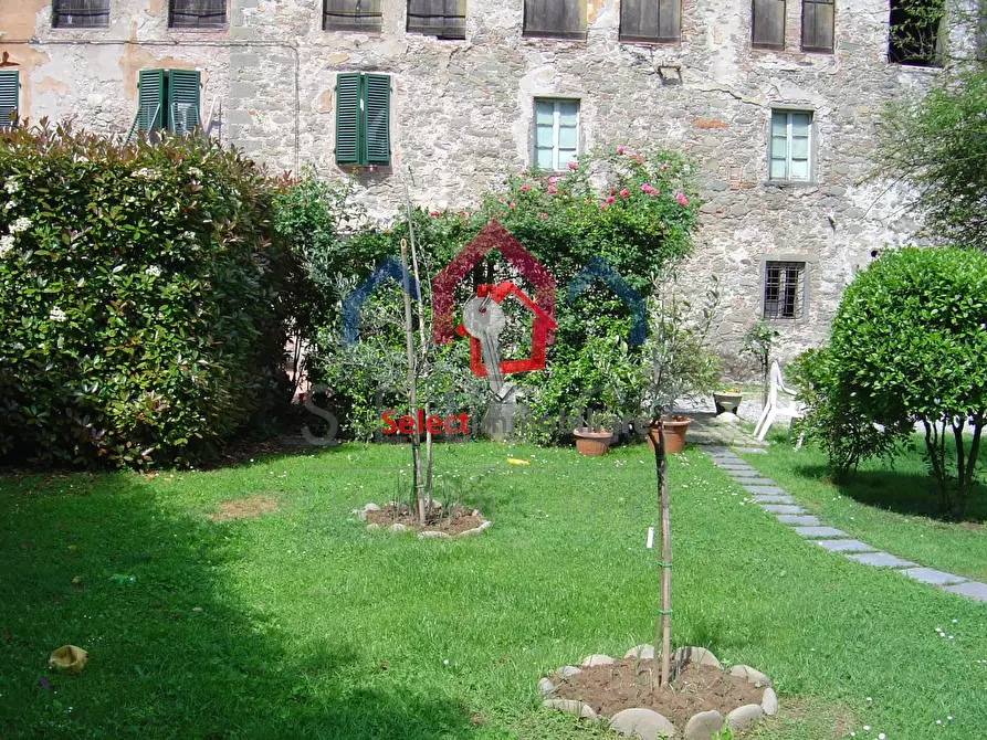 Immagine 5 di Casa semindipendente in vendita  a Borgo A Mozzano