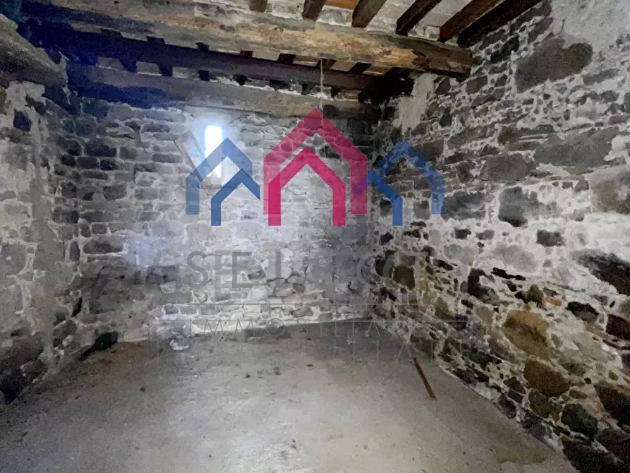 Immagine 44 di Casa semindipendente in vendita  a Bagni Di Lucca