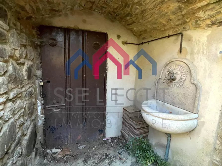 Immagine 42 di Casa semindipendente in vendita  a Bagni Di Lucca