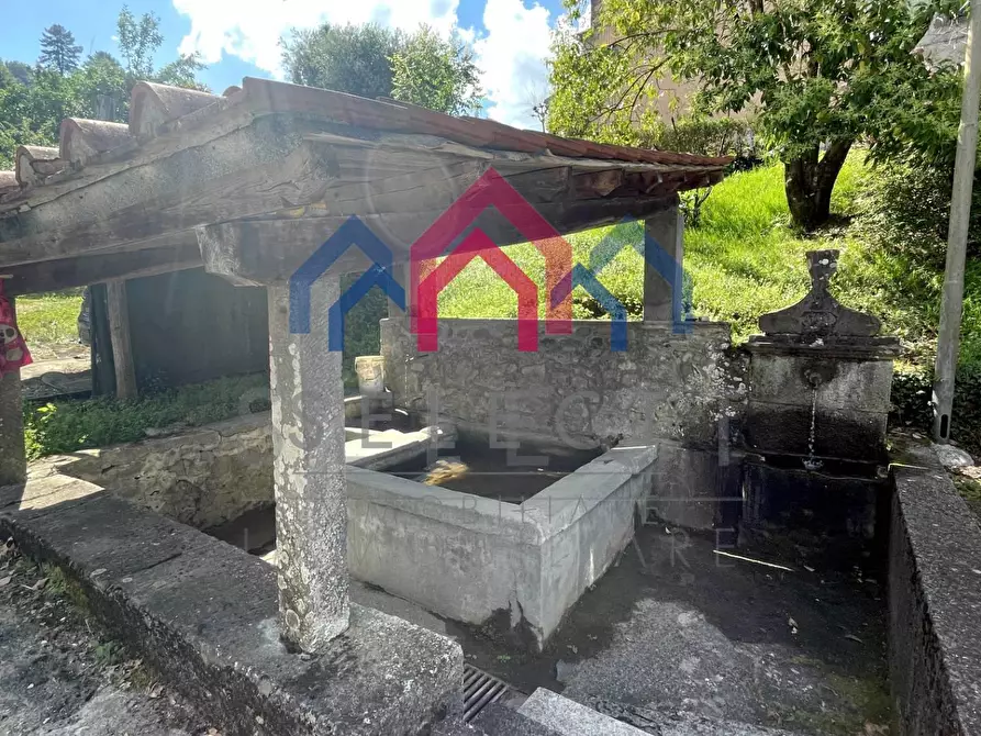 Immagine 4 di Casa semindipendente in vendita  a Bagni Di Lucca