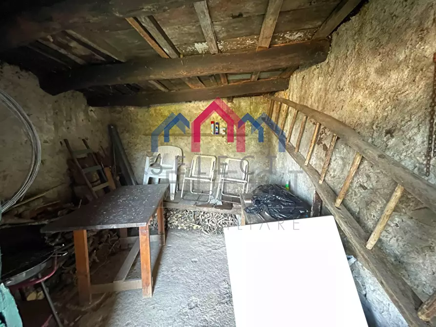 Immagine 25 di Casa semindipendente in vendita  a Bagni Di Lucca