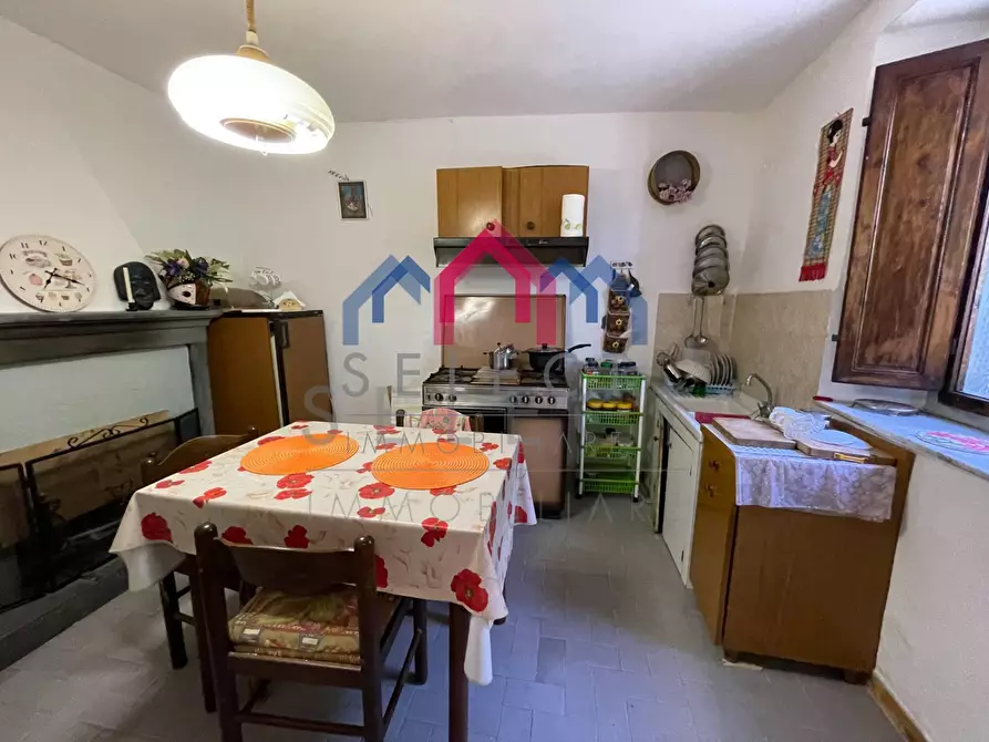 Immagine 8 di Casa semindipendente in vendita  a Bagni Di Lucca