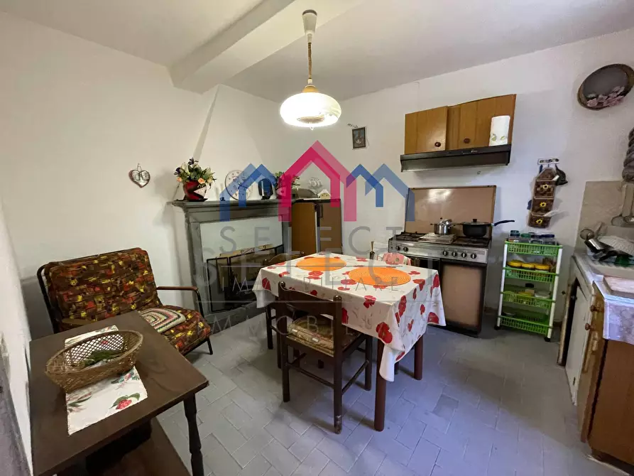 Immagine 7 di Casa semindipendente in vendita  a Bagni Di Lucca