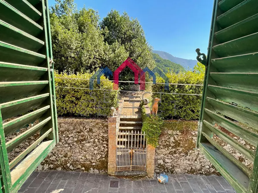 Immagine 64 di Villa in vendita  a Pescaglia