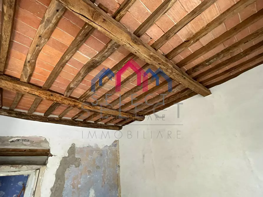 Immagine 51 di Villa in vendita  a Pescaglia