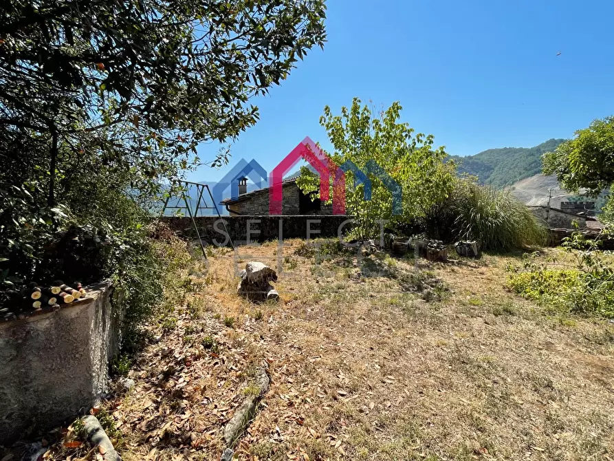 Immagine 81 di Villa in vendita  a Pescaglia