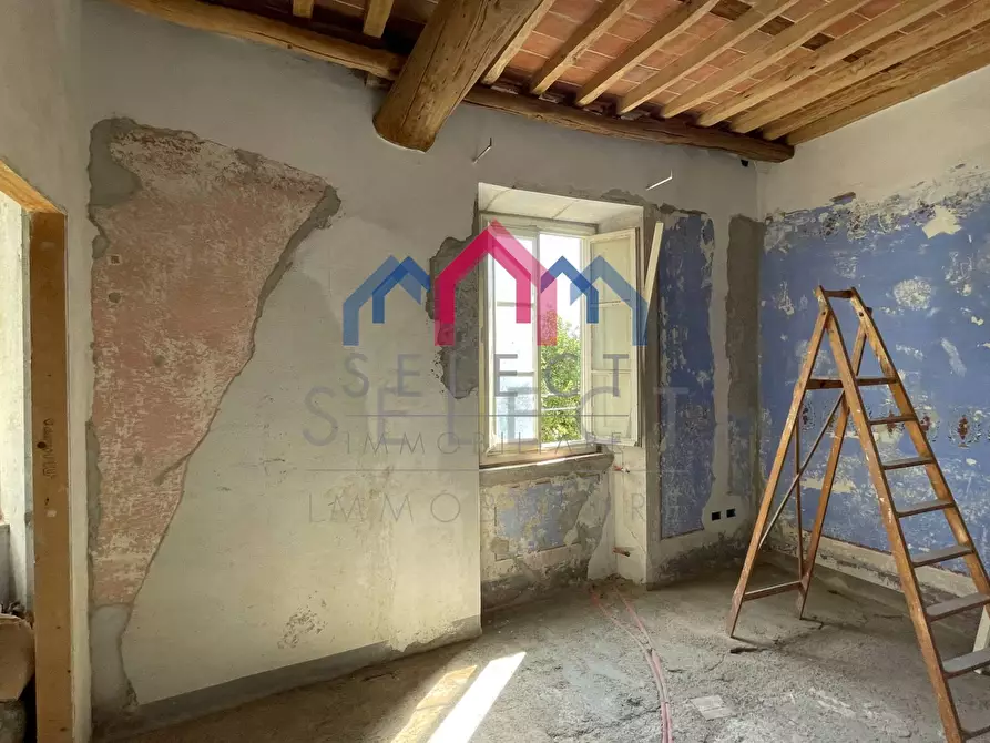 Immagine 41 di Villa in vendita  a Pescaglia