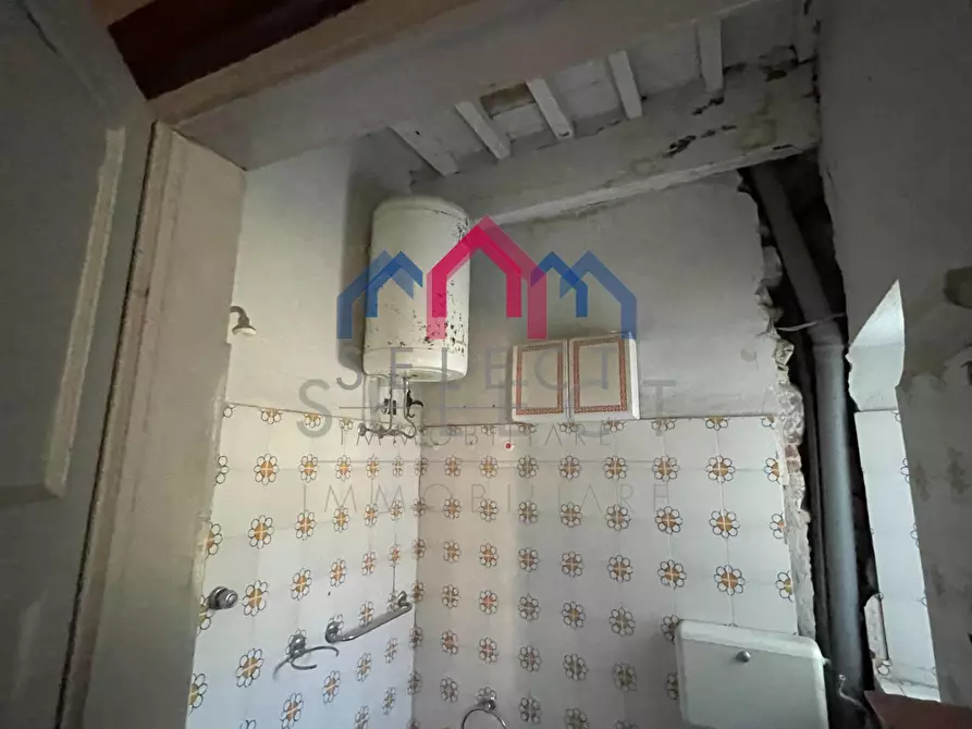 Immagine 29 di Villa in vendita  a Pescaglia
