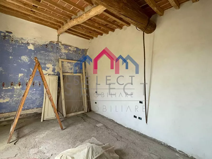 Immagine 39 di Villa in vendita  a Pescaglia