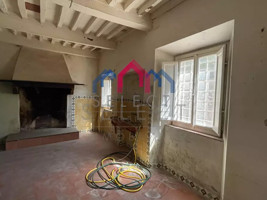 Immagine 24 di Villa in vendita  a Pescaglia