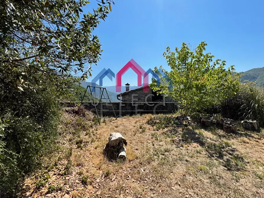 Immagine 82 di Villa in vendita  a Pescaglia