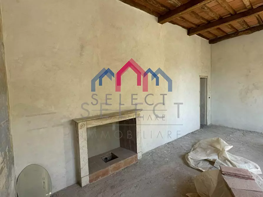 Immagine 46 di Villa in vendita  a Pescaglia