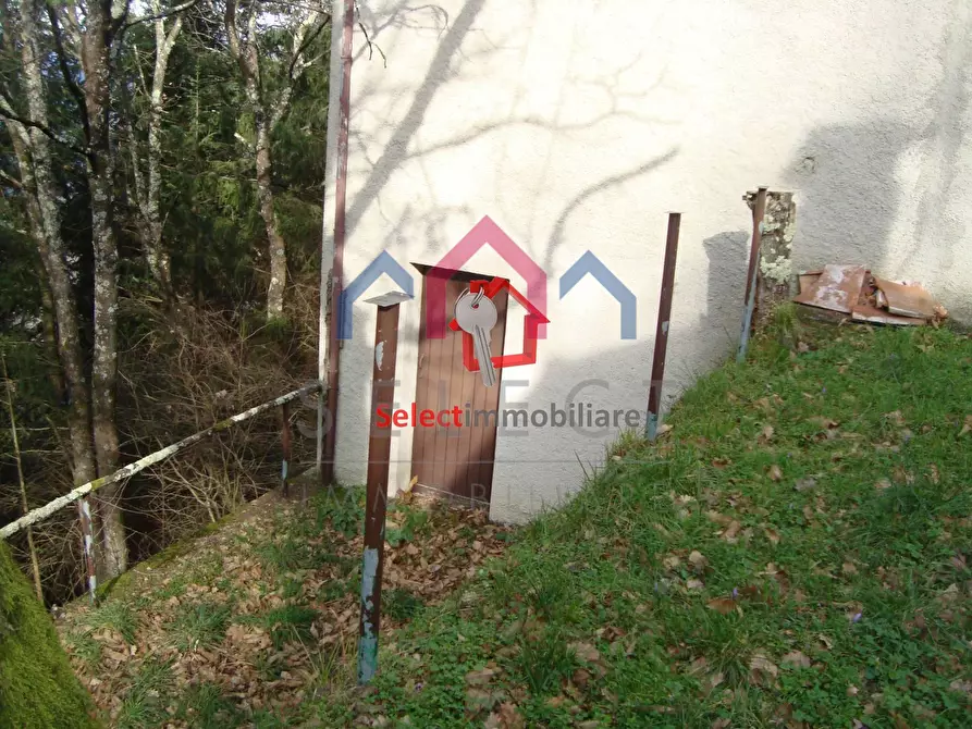 Immagine 9 di Rustico / casale in vendita  a Bagni Di Lucca