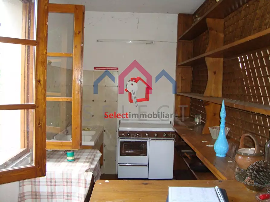 Immagine 18 di Rustico / casale in vendita  a Bagni Di Lucca