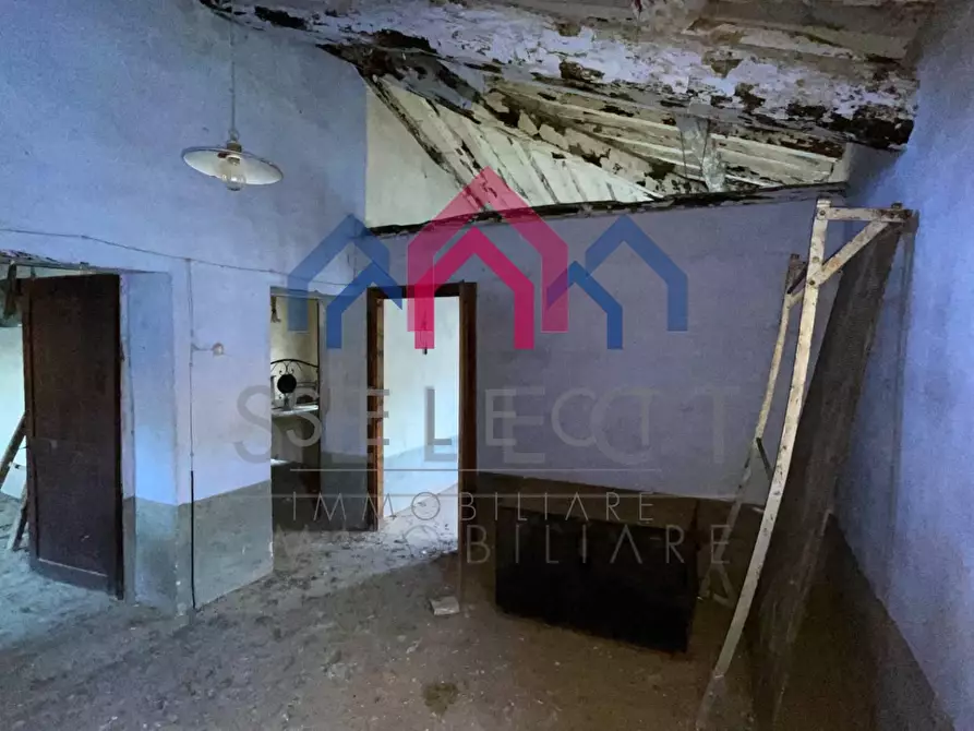 Immagine 42 di Casa semindipendente in vendita  a Borgo A Mozzano